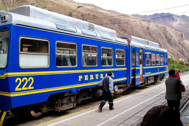 Treno per Machu Picchu Treno per Machu Picchu